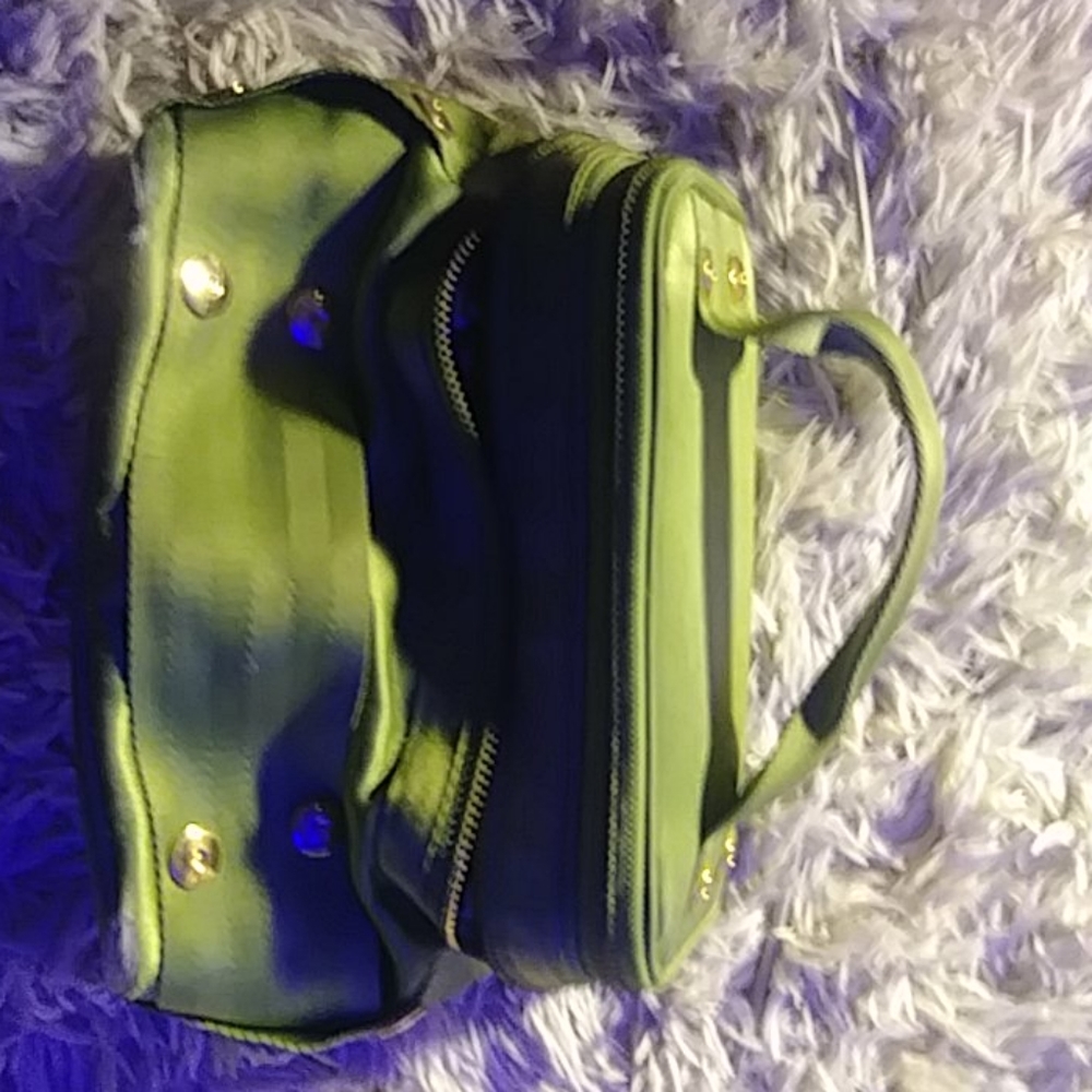 Makeup bag